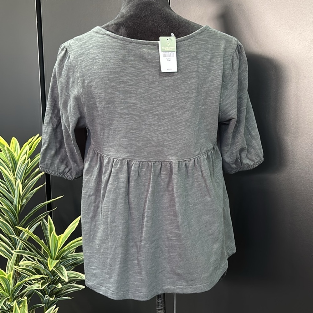 UpWest Relaxed Fit Crop,peplum back,elastic sleeve,square neck,extended back - Picture 4 of 8